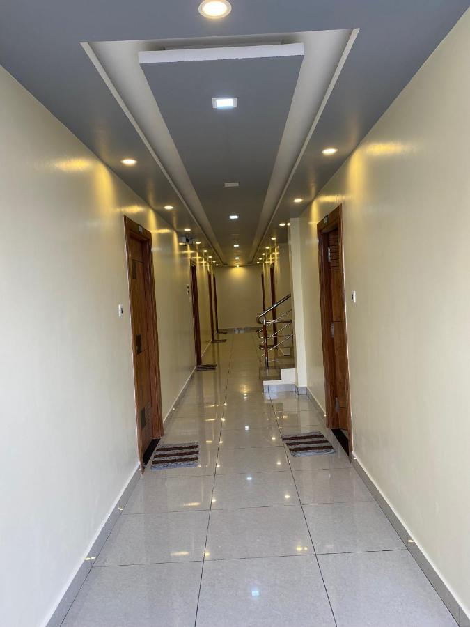 The Landmark Tower Tirunallar Ngoại thất bức ảnh